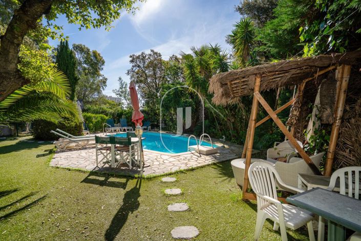 Image No.9-4 Bed House for sale