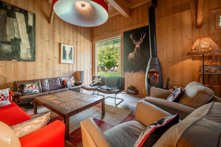 Image No.1-4 Bed House for sale