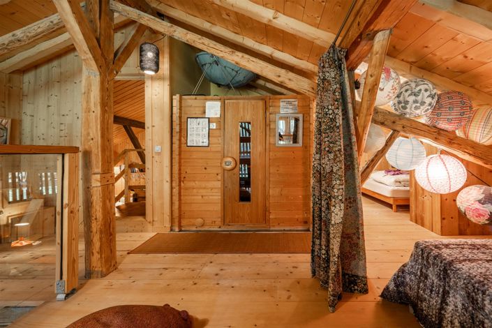 Image No.18-4 Bed House for sale