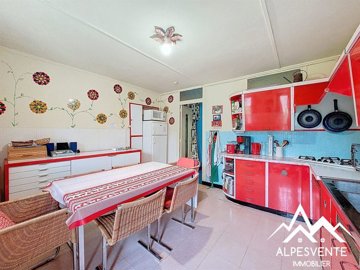 aqzk35m4dlv46yr04