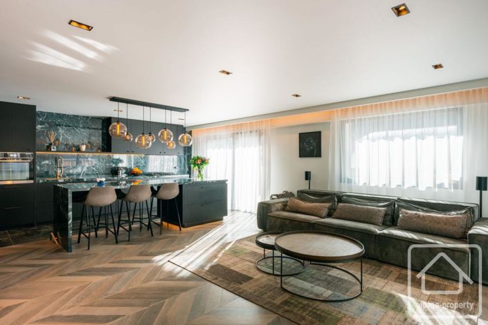 Image No.7-3 Bed Apartment for sale