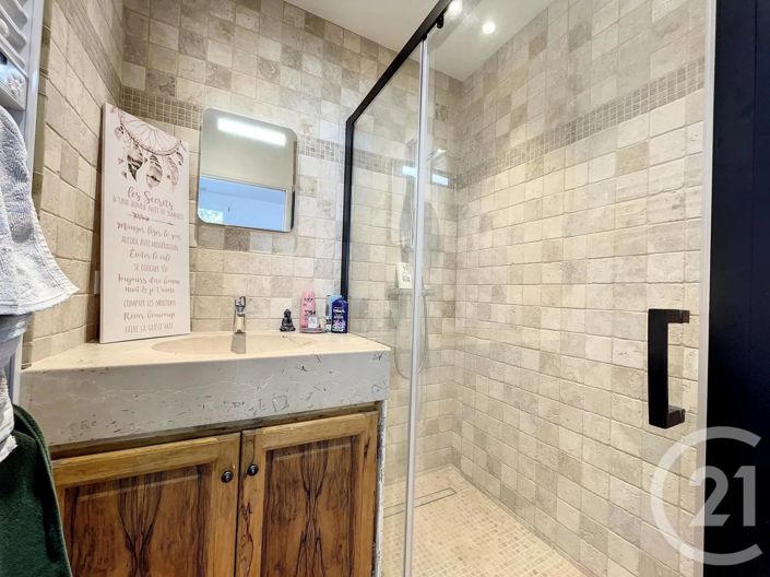 Image No.16-3 Bed House for sale