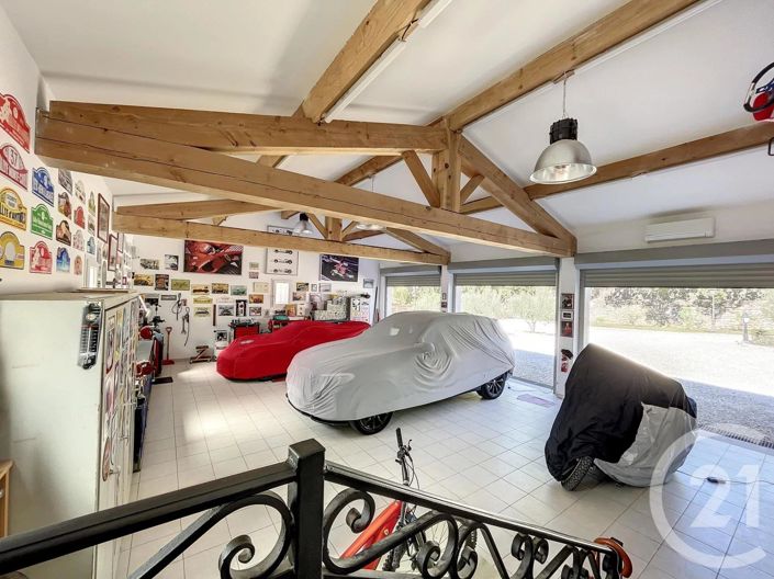 Image No.19-3 Bed House for sale