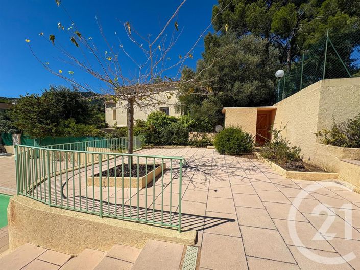 Image No.12-3 Bed Apartment for sale