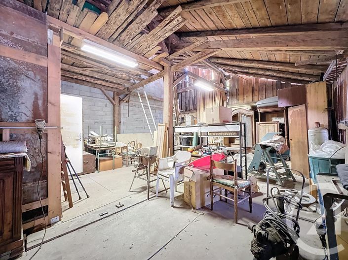 Image No.9-3 Bed House for sale