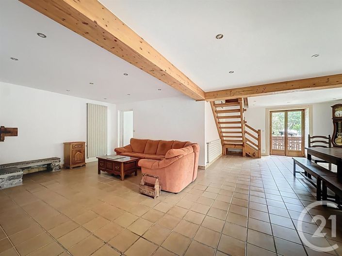 Image No.3-5 Bed House for sale