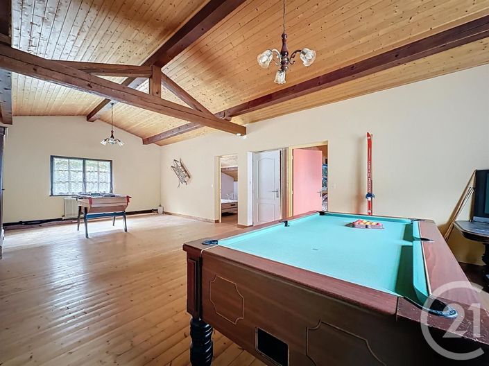 Image No.9-5 Bed House for sale