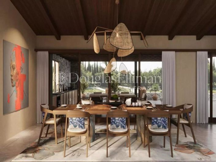 Image No.5-6 Bed House for sale