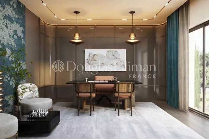 Image No.6-6 Bed House for sale