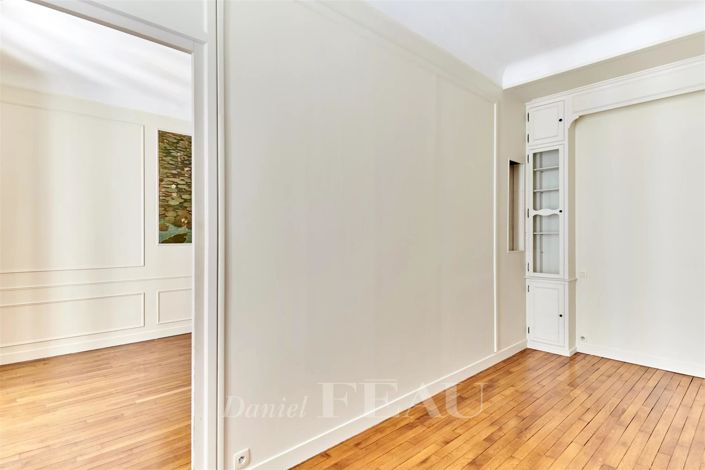 Image No.19-3 Bed Apartment for sale