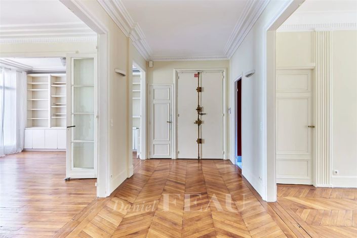 Image No.22-3 Bed Apartment for sale