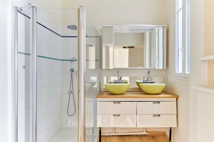 Image No.25-3 Bed Apartment for sale