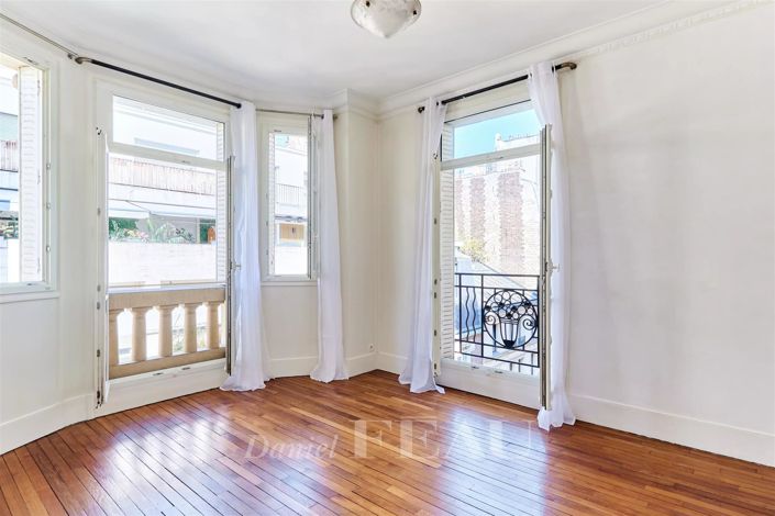 Image No.9-3 Bed Apartment for sale