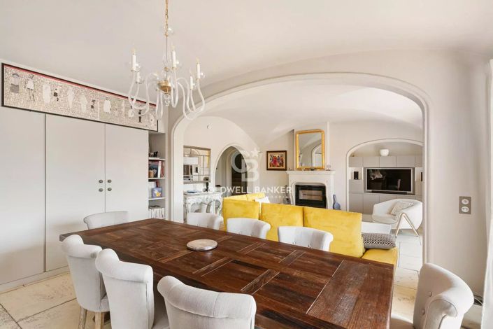 Image No.4-6 Bed House for sale