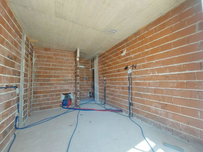 Image No.25-3 Bed Apartment for sale