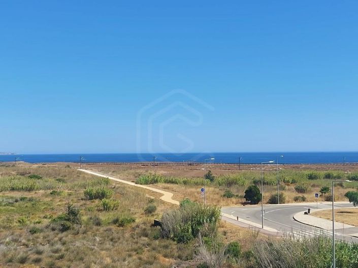 Image No.10-3 Bed Apartment for sale