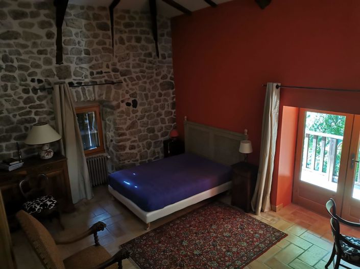 Image No.20-4 Bed House for sale