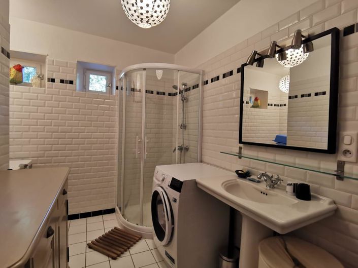 Image No.9-4 Bed House for sale