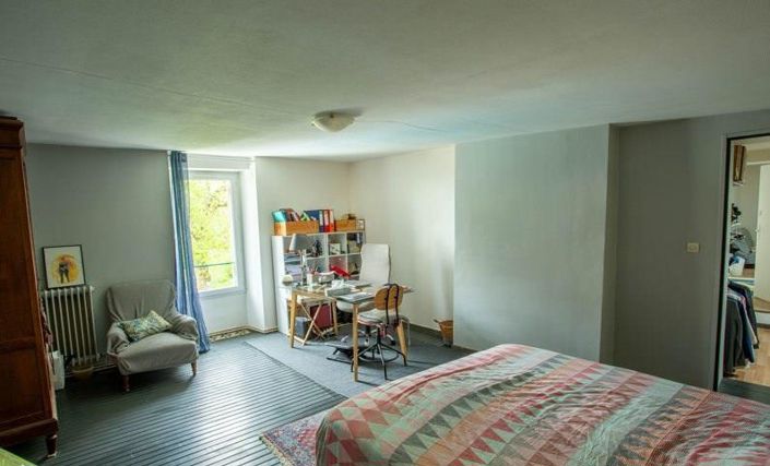 Image No.11-5 Bed House for sale