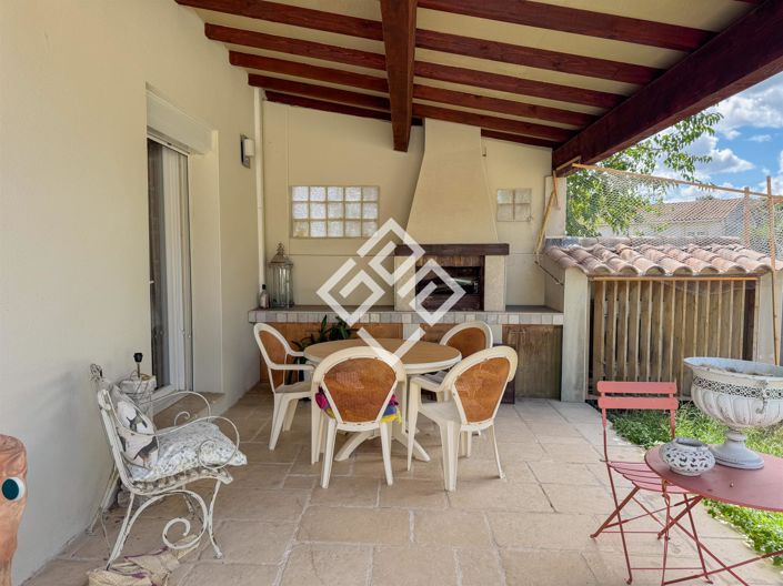 Image No.16-4 Bed House for sale