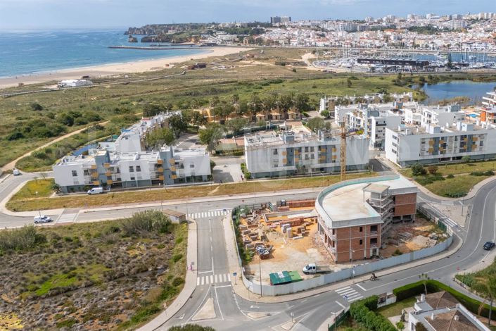 Image No.3-3 Bed Apartment for sale