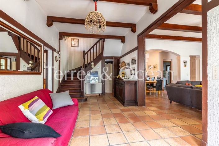 Image No.13-7 Bed House for sale