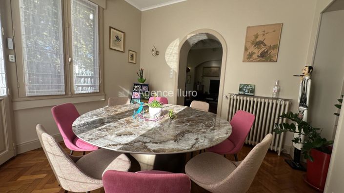 Image No.11-4 Bed Property for sale