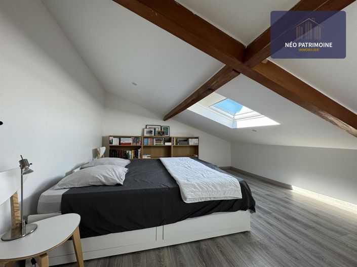 Image No.20-4 Bed House for sale