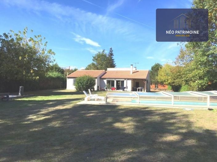 Image No.24-4 Bed House for sale