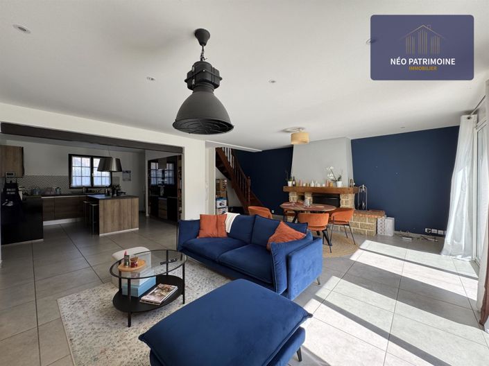 Image No.8-4 Bed House for sale