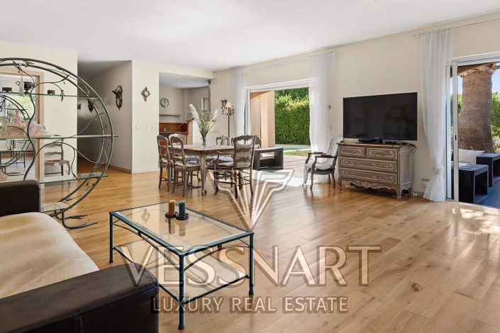 Image No.8-Maison de 5 chambres à vendre à Nice