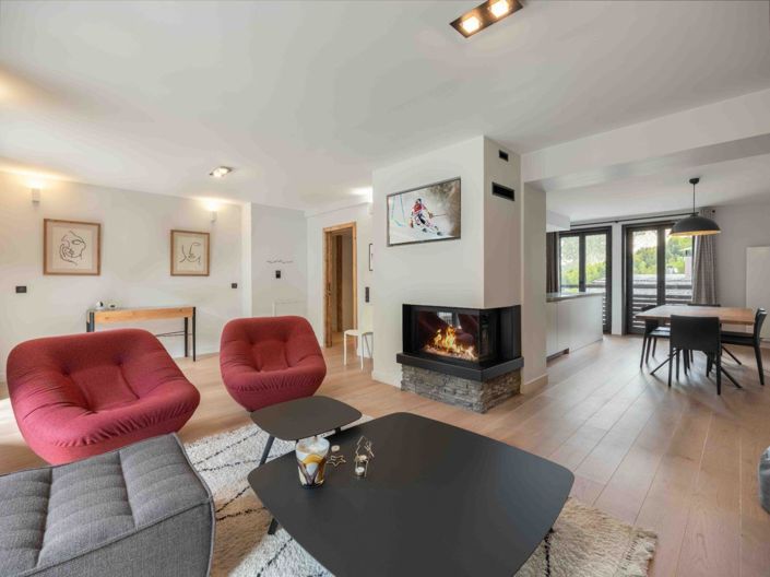Image No.1-4 Bed Apartment for sale