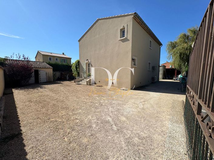 Image No.17-4 Bed House for sale