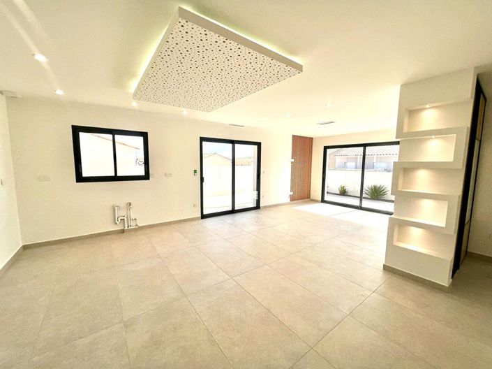 Image No.1-3 Bed House for sale