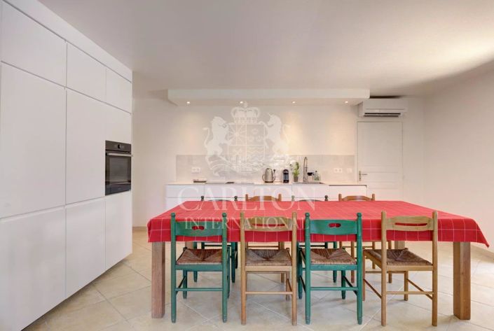 Image No.12-5 Bed House for sale