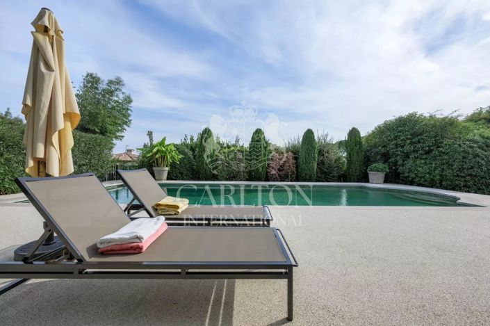 Image No.16-5 Bed House for sale