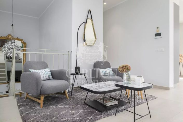 Image No.7-5 Bed House for sale