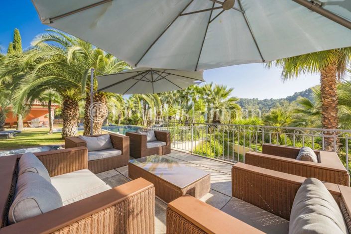 Image No.8-7 Bed House for sale