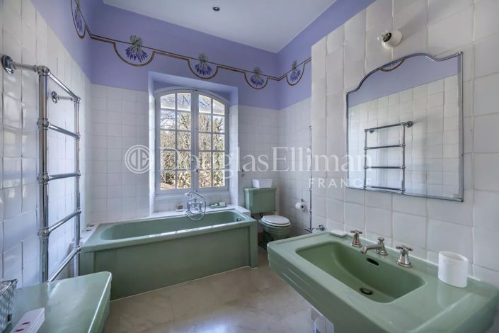 Image No.21-7 Bed House for sale