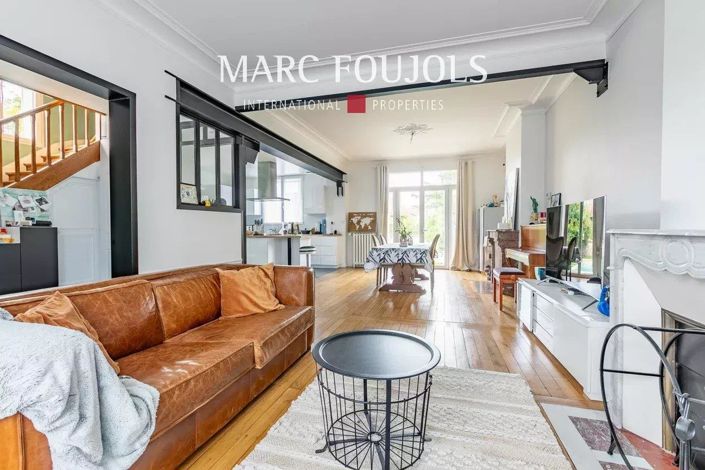 Image No.7-6 Bed House for sale