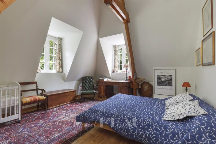 Image No.35-5 Bed House for sale