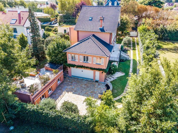 Image No.19-7 Bed House for sale