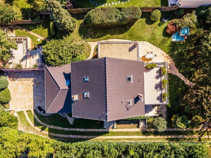 Image No.21-7 Bed House for sale