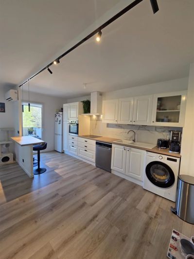 Image No.13-3 Bed Apartment for sale