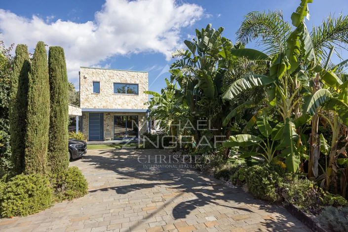 Image No.5-4 Bed House for sale