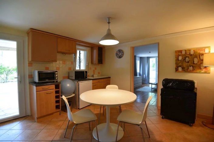 Image No.11-4 Bed House for sale