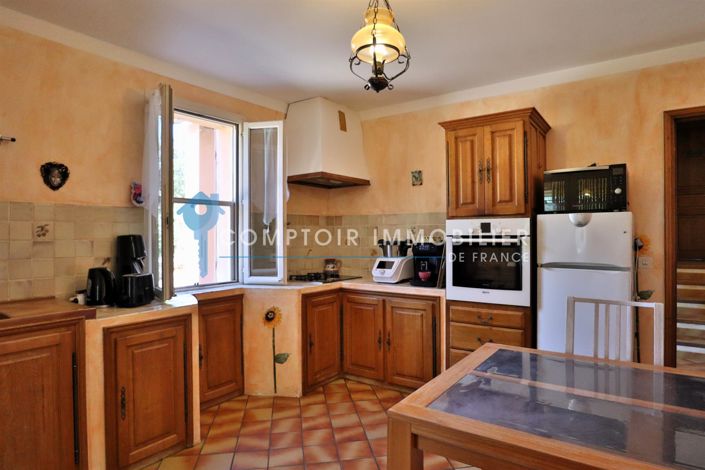 Image No.11-3 Bed House for sale