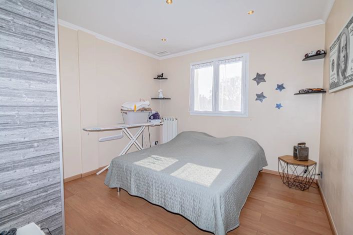 Image No.18-4 Bed House for sale