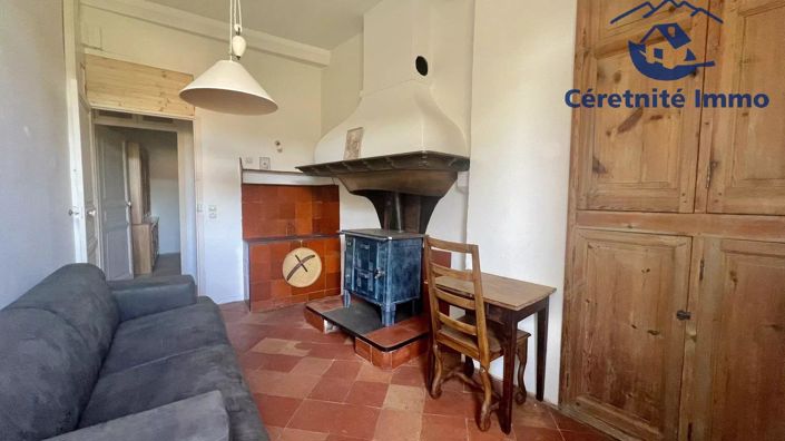 Image No.12-6 Bed House for sale