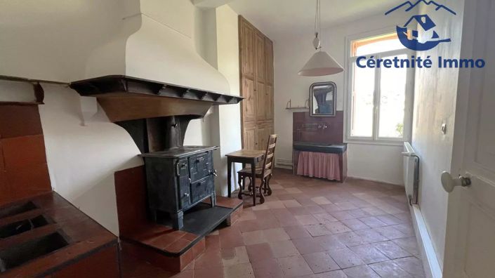 Image No.13-6 Bed House for sale